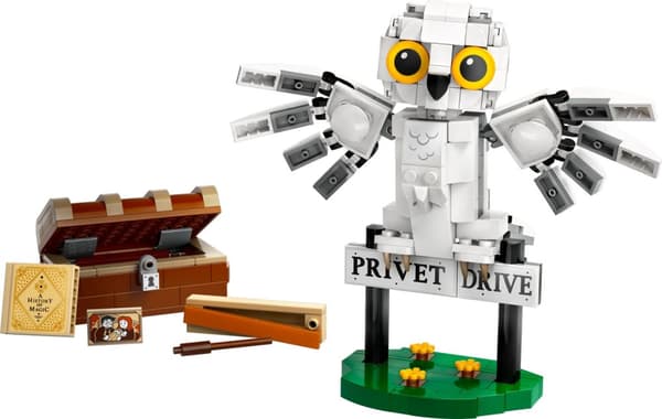 LEGO® Harry Potter™ Hedwig™ på Privet Drive 4 76425