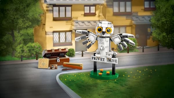 LEGO® Harry Potter™ Hedwig™ på Privet Drive 4 76425