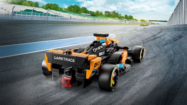 LEGO® Speed Champions 2023 McLaren Formel 1-bil 76919