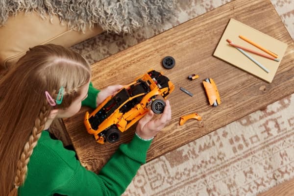 LEGO Technic 42196 Oransje Lamborghini Huracán Tecnica