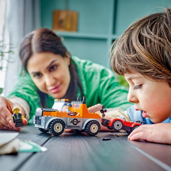 LEGO City 4+ Bärgningsbil och sportbilsreparation 60435