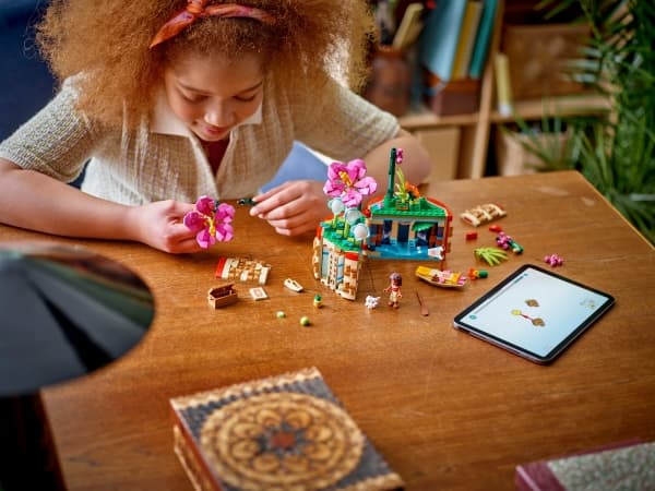 LEGO Disney 43252 Moana's Flowerpot