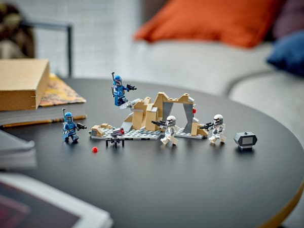 LEGO® Star Wars™ Ambush on Mandalore Battle Pack 75373