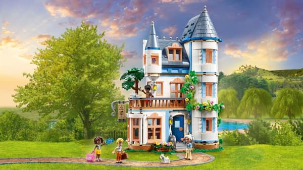 LEGO® Friends Slottspensionat 42638