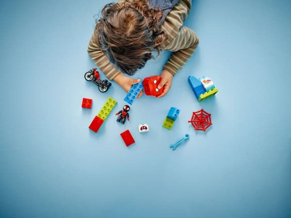 LEGO® DUPLO® Marvel Spins motorcykeläventyr 10424