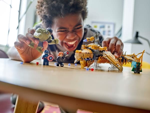 LEGO Super Heroes 76290 The Avengers mot Leviathan