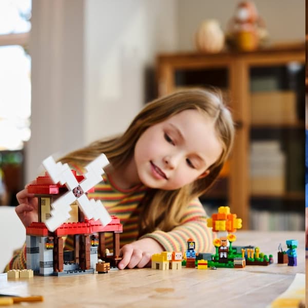 LEGO Minecraft Väderkvarnsgården 21262