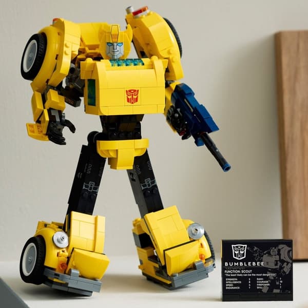 LEGO Icons Bumblebee 10338