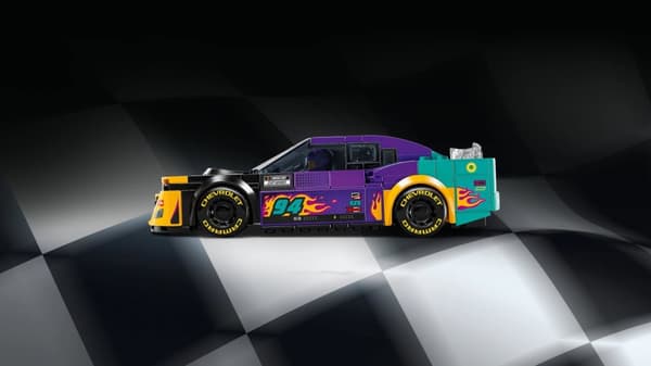LEGO® Speed Champions NASCAR® Next Gen Chevrolet Camaro ZL1 76935