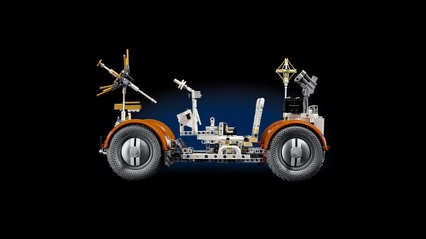 LEGO® Technic NASA Apollo Lunar Roving Vehicle – LRV 42182