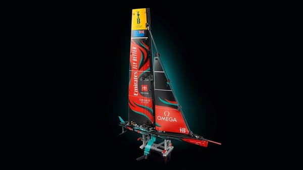 LEGO® Technic Emirates Team New Zealand AC75 yacht 42174