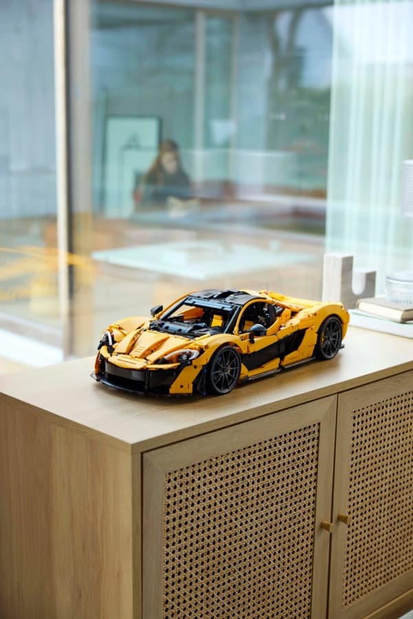 LEGO® Technic McLaren P1™ 42172