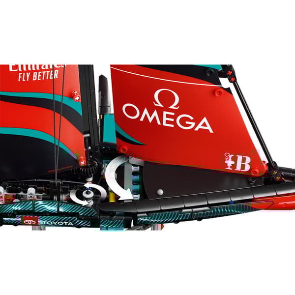 LEGO Technic - Emirates Team New Zealand AC75 yacht