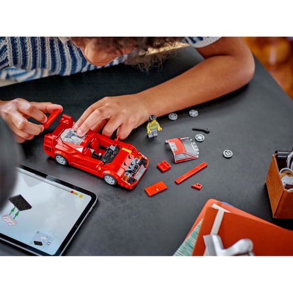 LEGO Speed Champions - Ferrari F40 superbil