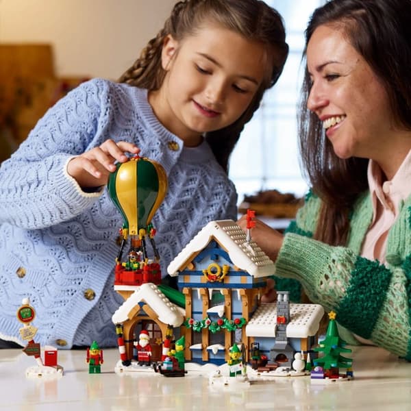 LEGO Icons Jultomtens postkontor 10339