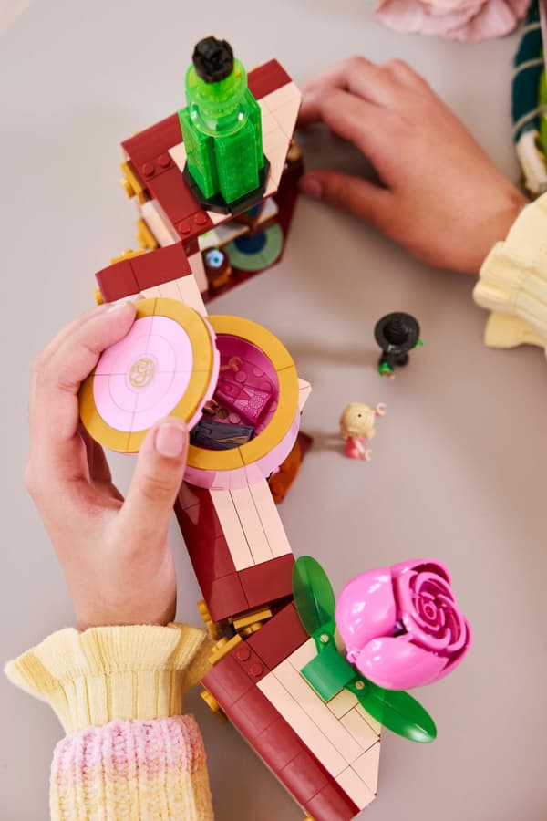Glinda og Elphabas værelse LEGO® Wicked (75683)