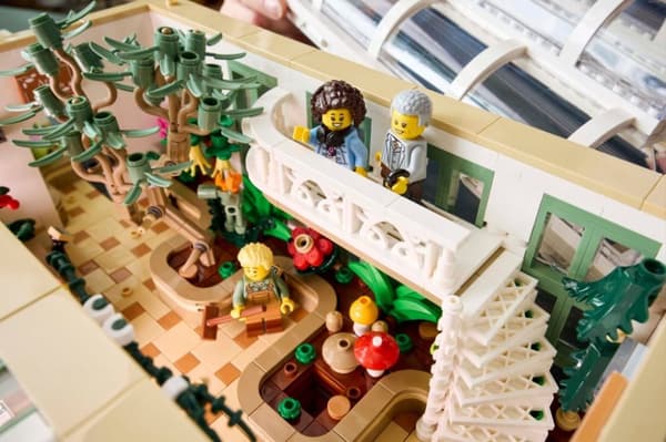 LEGO Ideas Den botaniska trädgården 21353