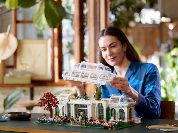 LEGO Ideas Den botaniska trädgården 21353