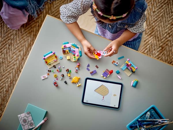 LEGO Friends 42649 Godtebutikken i Heartlake City