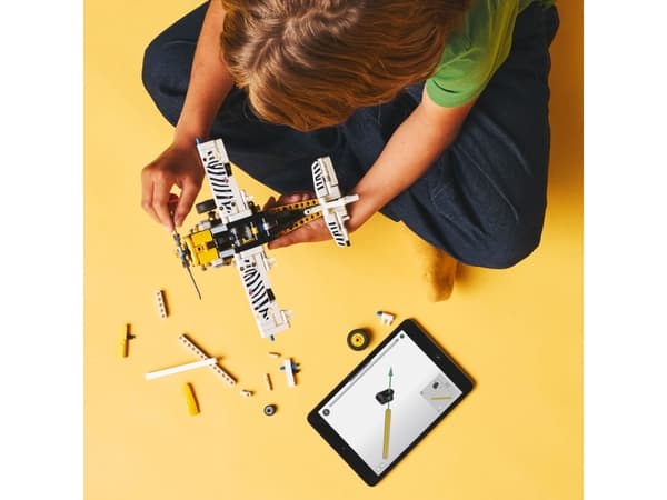 LEGO Technic 42198 Villmarksfly