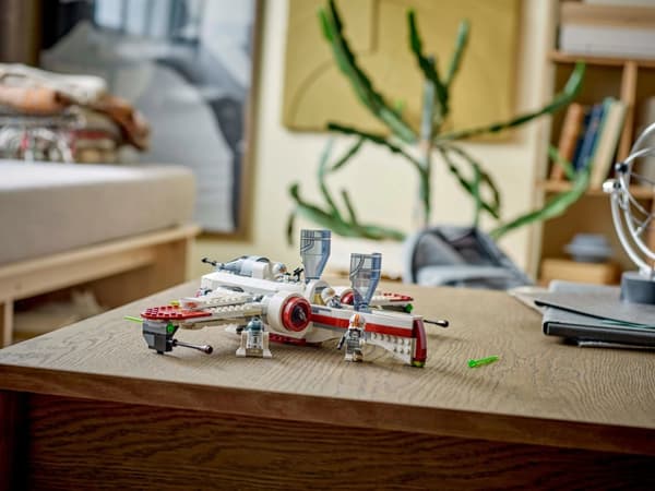 LEGO® Star Wars™ ARC-170 Starfighter™ 75402
