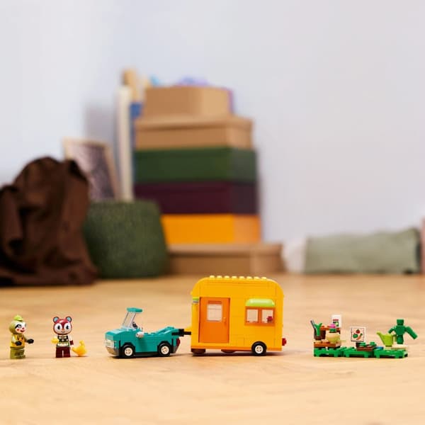 LEGO® Animal Crossing™ Leif med husvagn och trädgårdsbutik 77054
