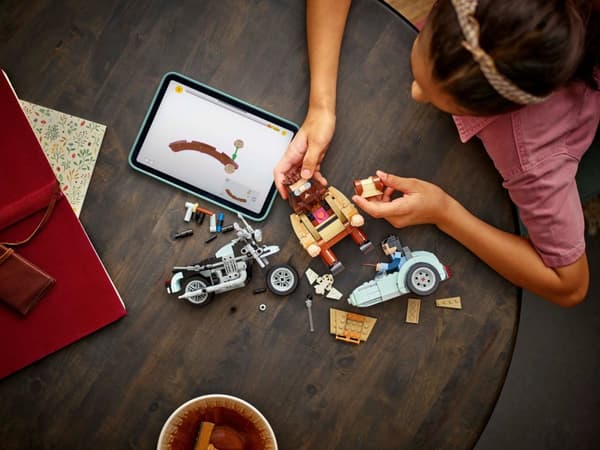 LEGO® Harry Potter™ Hagrids och Harrys motorcykeltur 76443