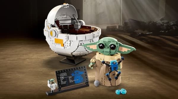 LEGO® Star Wars™ Grogu™ with Hover Pram 75403