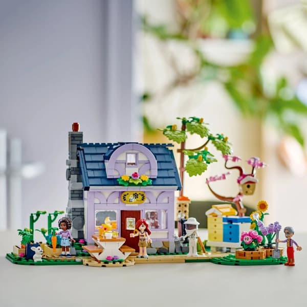 LEGO® Friends Biodlarhus och blomsterträdgård 42669