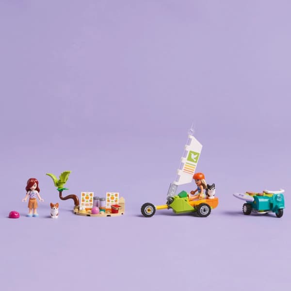 LEGO® Friends Äventyr med surfhundar och vespa 42641