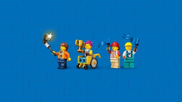 LEGO® City Inga gränser: Racerbilsramper 60460