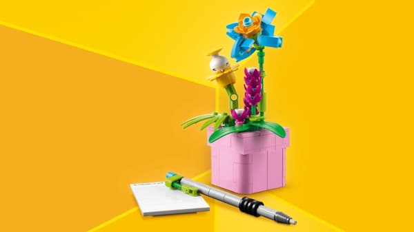LEGO® Creator 3in1 Skrivmaskin med blommor 31169