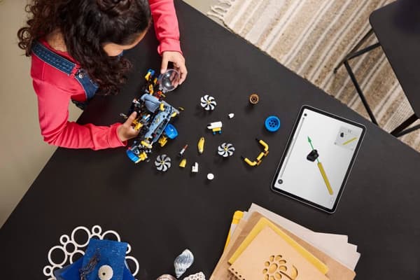 LEGO® Technic Ubåt för djuphavsforskning 42201