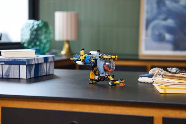 LEGO® Technic Ubåt för djuphavsforskning 42201