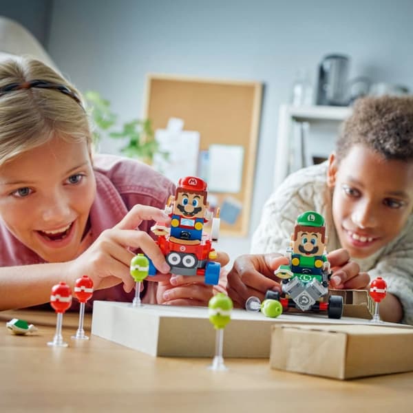 LEGO Super Mario Mario Kart Baby Mario mot Baby Luigi 72034