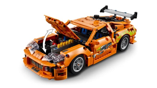 LEGO Technic Fast and Furious Toyota Supra MK4 42204