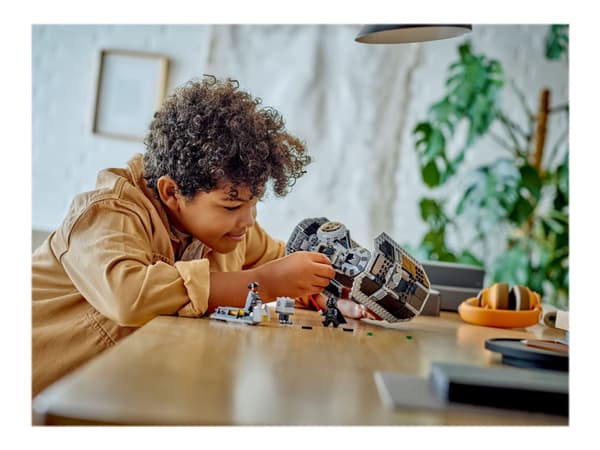LEGO Star Wars TM 75347 tbd Star Wars TM 75347