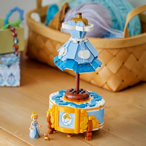 LEGO Disney - Askungens klänning