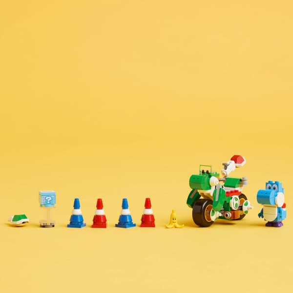 LEGO Super Mario - Mario Kart Yoshi Bike