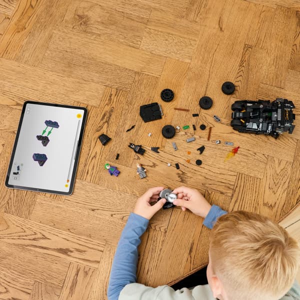LEGO Super Heroes DC - Batmans Tumbler mot Two-Face & Jokern