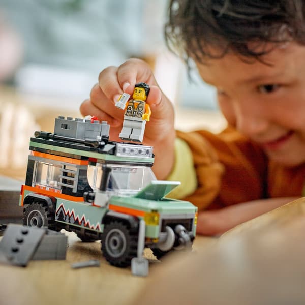 LEGO City - 4-hjulsdriven terrängbil för bergskörning