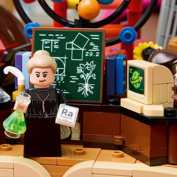 LEGO Ideas STEM genom tiderna 21355