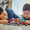 Miniatyrbild 6 av 6: LEGO City - F1 depåstopp & depåteam med Ferrari bil