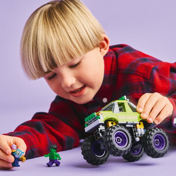 LEGO Marvel - Hulktrucken mot Thanos