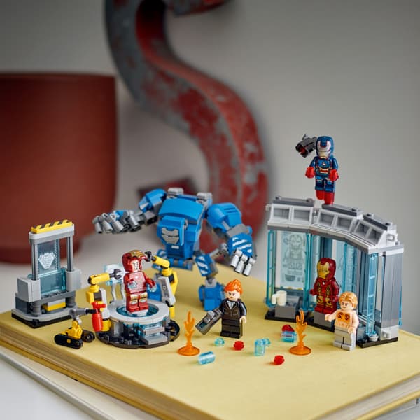 LEGO Marvel - Iron Mans labb: rustningarnas sal
