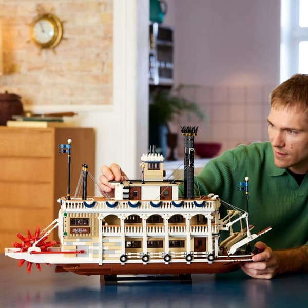 LEGO Ideas Flodbåt 21356