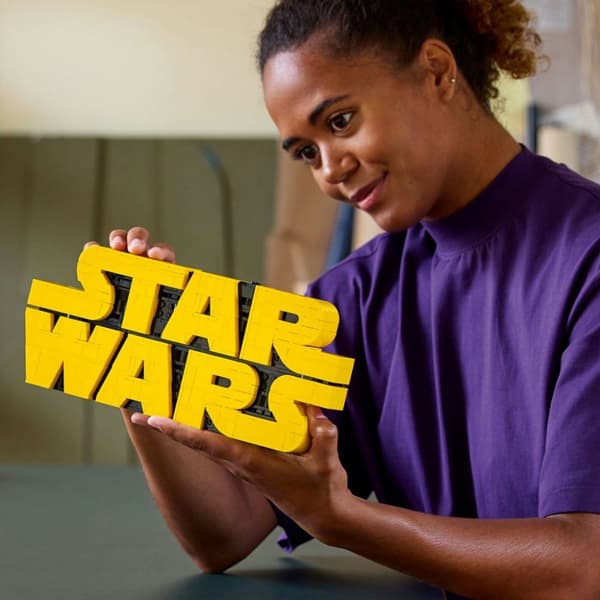 LEGO Star Wars Brick built Star Wars Logo 75407