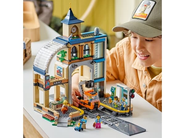 LEGO City 60469 Sentralbanestasjon