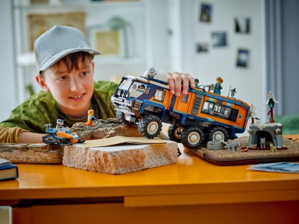 LEGO City 60471 Polarutforskarnas laboratoriebil
