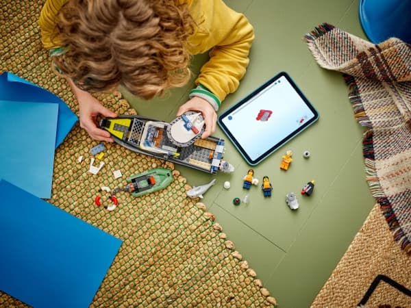LEGO City 60456 Polisens båtjakt